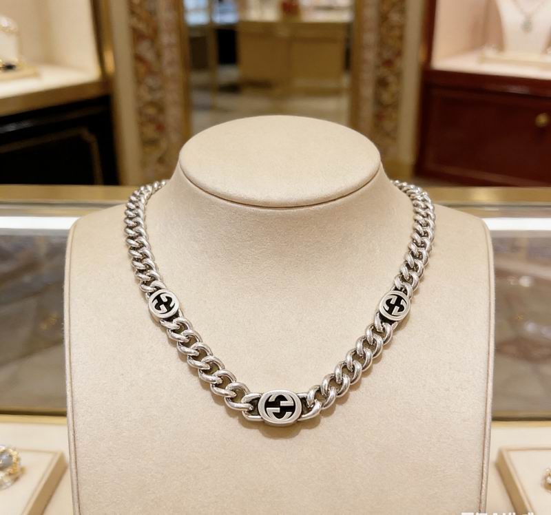 Gucci Necklace  02yxs21